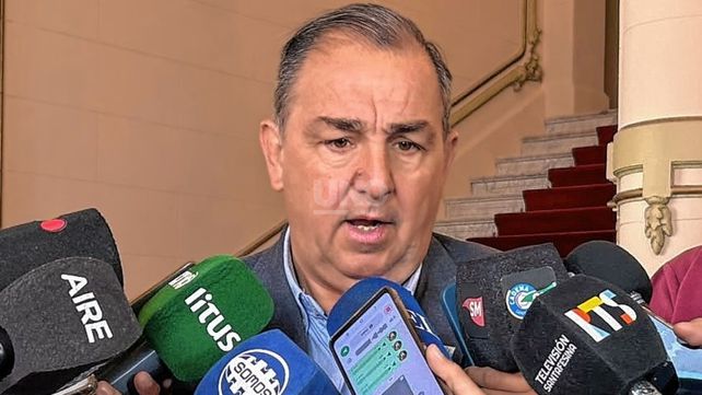 Crecida del Paraná. El intendente Juan Pablo Poletti informó sobre posibles cambios en la altura del río.