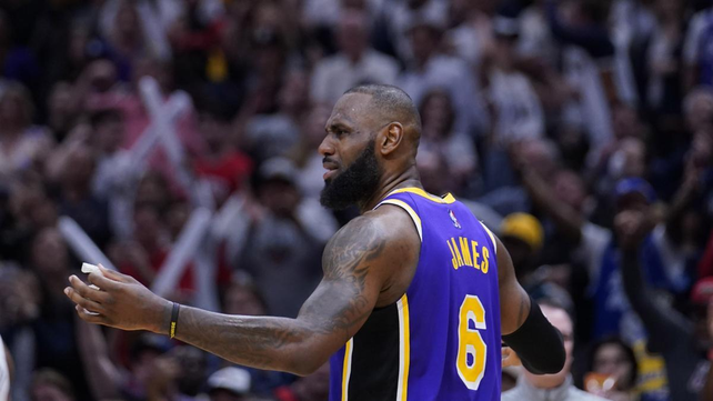 LeBron James supera la barrera de los 37.000 puntos en la NBA