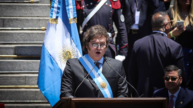 Al asumir, el presidente dio terminada 