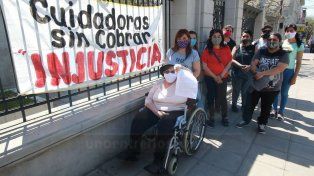 Cuidadoras que trabajan con Iosper solicitan que se abonen los salarios adeudados desde febrero y que las liquidaciones dejen de realizarse a fin de mes - FOTO: ARCHIVO