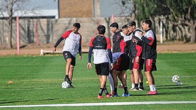 Por el buen nivel de un exColón, Instituto repetiría formación contra Unión