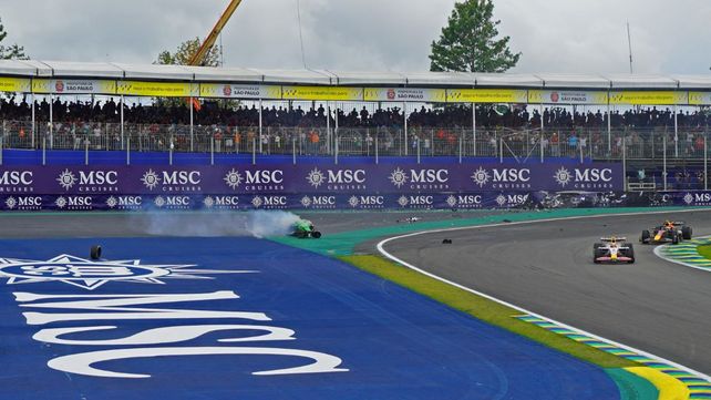 El Sauber de Bortoletto salió disparado y golpeó fuerte