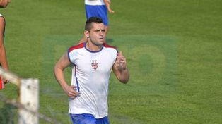 Ezequiel Luján realizó ayer su primera jornada laboral en Atlético Paraná.&nbsp;