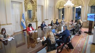 El gobierno piensa en más restricciones y focalizadas a partir del fin de semana