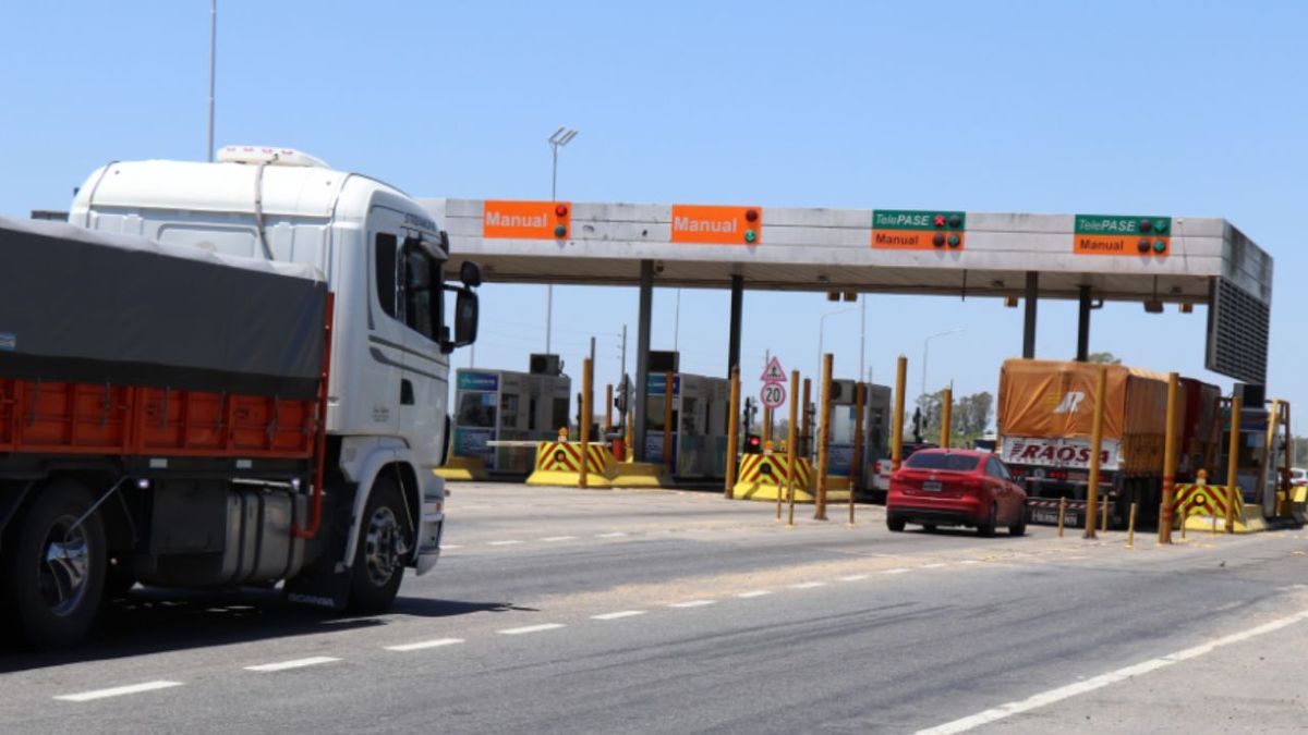 Ya rige el aumento del peaje en la autopista Rosario-Santa Fe: cuáles son las nuevas tarifas
