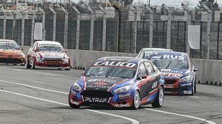 El rionegrino Antonino García se impuso en la final de la Clase 3 del Turismo Nacional en La Pedrera.