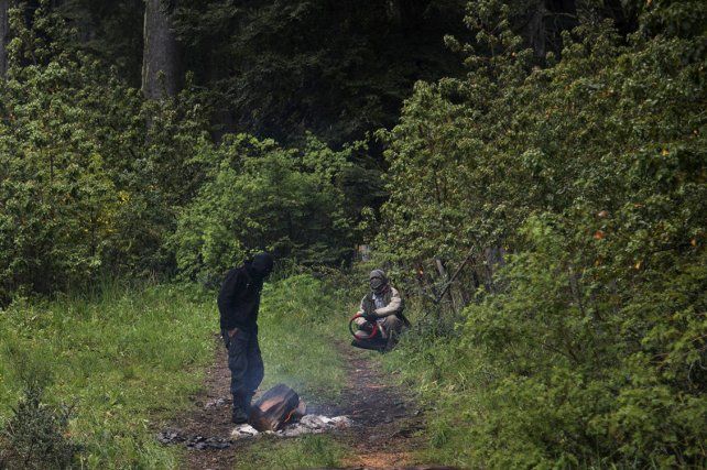 Recibieron a piedrazos al juez y se frustró el peritaje en la zona donde murió Rafael Nahuel