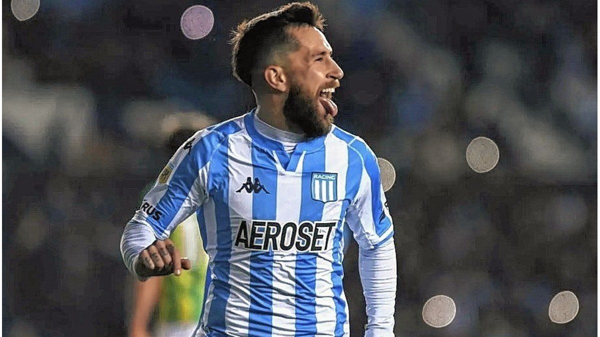 Racing rechazó la oferta de Unión por Jonathan Gómez