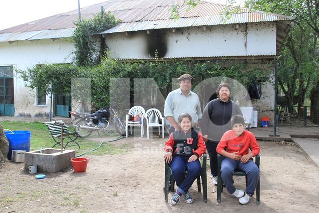Gómez - Olmos. Reclaman la propiedad de la estancia