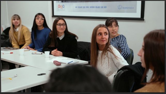 Academia CCU Jóvenes, un programa que promueve la formación para el trabajo en Mendoza Academia CCU Jóvenes, un programa que promueve la formación para el trabajo en Mendoza