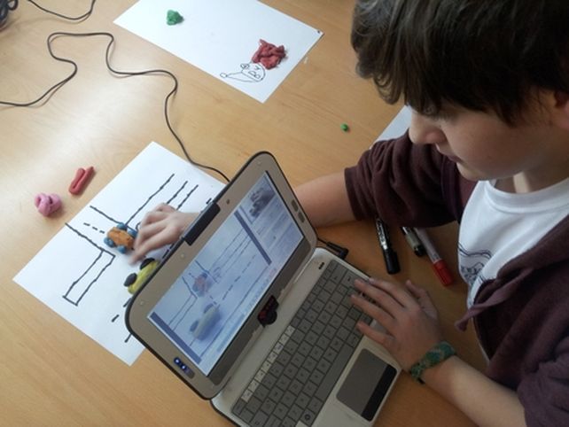 Una de las clases de informática en la escuela primaria