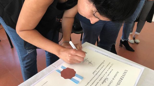 La UNR registró un récord de graduados en toda su historia durante 2024.