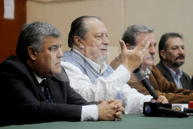 Continúa la polémica por el pedido de un 42% de aumento en la tarifa del servicio de agua