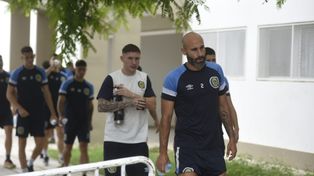 CarlosQuintana encabeza la columna canalla luego de la activación. Central, listo para la final con River en el Madre de Ciudades.