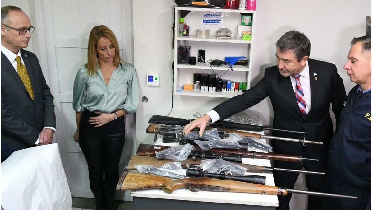 El Poder Judicial entregó armas a la Policía de Entre Ríos