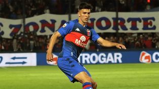 El futbolista de 26 años se sumó a la carpeta de posibles incorporaciones de Newells.