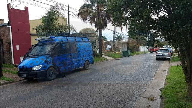 Grave hecho en Paraná: Un menor baleó a su padrastro y huyó