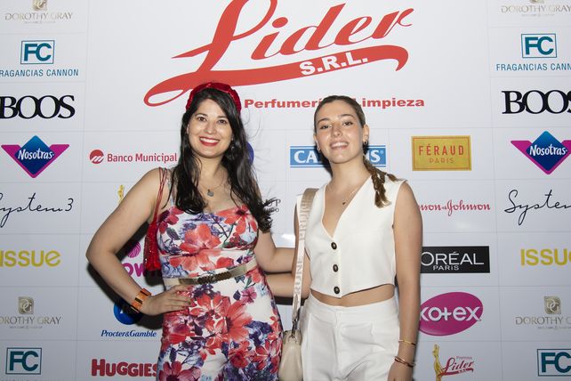 María Jesús Medina y Valeria Brenni.