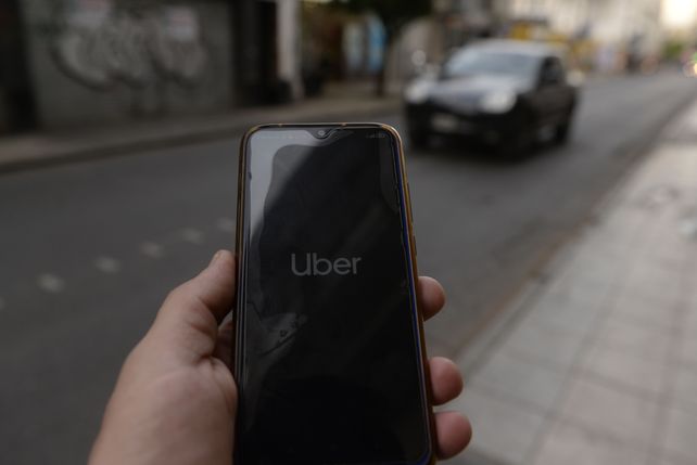 La multiplicación de los choferes de este tipo de servicio vino a emparchar de algún modo una deficiencia del sistema de taxis