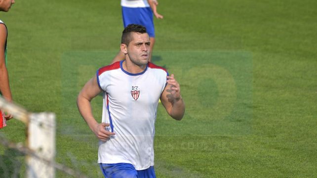 Ezequiel Luján realizó ayer su primera jornada laboral en Atlético Paraná.&nbsp;