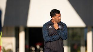Carlos Tevez en el entrenamiento de Talleres.