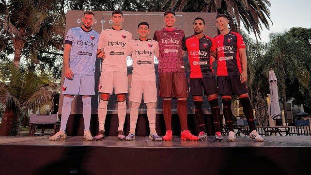 Colón presentó oficialmente sus camisetas titular y suplente para 2026