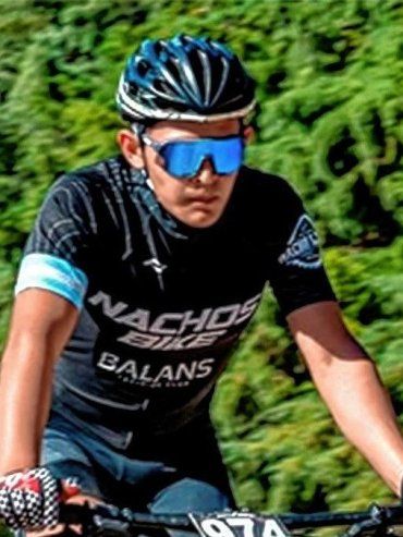 Un ciclista y deportista destacado fue baleado en pleno centro de Rosario del Tala