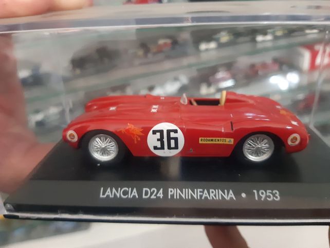 El Lancia de 153 es otra de las perlas que atesora Massari.