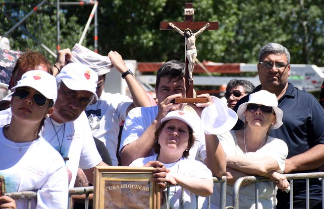 Una multitud participó de la misa por la canonización del cura Brochero