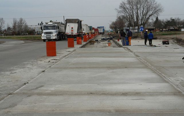 A toda máquina. Los trabajos de reparación de la ruta
