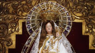 Día no laborable por la Virgen del Rosario: cómo funcionarán los servicios