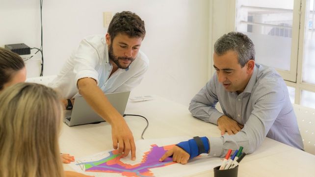 Pablo Javkin y Juan Monteverde, entre dos olas que azotan las costas rosarinas