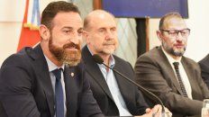 El ministro de Gobierno y el jefe de la Casa Gris fueron blanco de los cuestionamientos frentistas. El ministro de Gobierno y el jefe de la Casa Gris fueron blanco de los cuestionamientos frentistas.