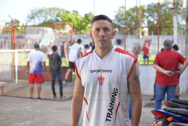Sensaciones. Albornoz con la pilcha del Rojiblanco. Le he tomado cariño a Atlético Paraná