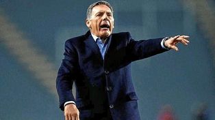 Miguel Russo vuelve al ruedo en el banco de San Lorenzo