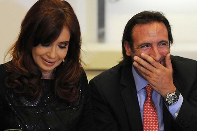 El dólar no le importa a nadie, aseguró Lorenzino