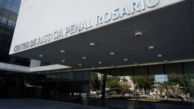 La audiencia de imputación por el secuestro y golpiza a un joven se realizó en el Centro de Justicia Penal.