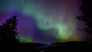 Auroras australes/boreales se vieron desde regiones inhabituales a causa de una tormenta solar