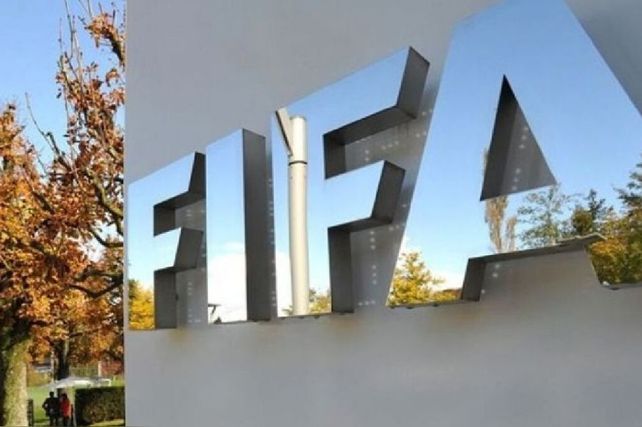 La FIFA abrió el mercado de pases antes de lo esperado