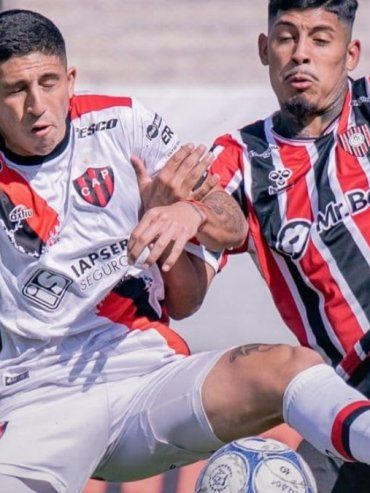 Chacarita y Patronato igualan en su final por la permanencia