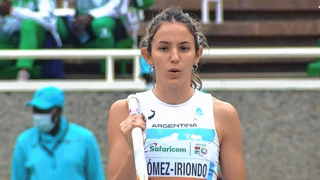 La santafesina Luciana Gómez Iriondo logró una marca de 3.95 en la prueba de salto con garrocha en l Mundial U20 de Atletismo.