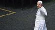 Tras ser operado, el papa León XIV comenzó a caminar y retomó su alimentación habitual