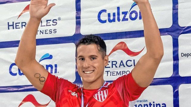 El olímpico santafesino Santiago Grassi marcó nuevo récord en los 50 mariposa.