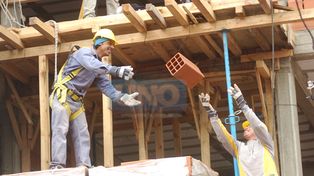 El mercado laboral provincial cierra 2011 con saldo positivo
