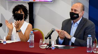 Presentación. Rosana Nardi y el gobernador Omar Perotti.