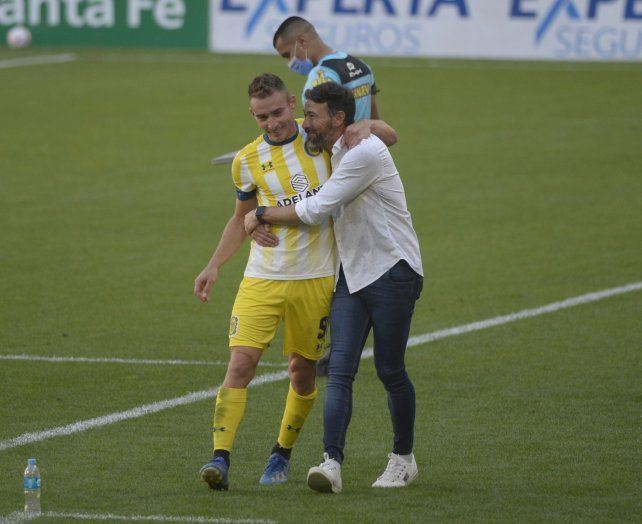 Marco Ruben salió a bancar al actual entrenador.