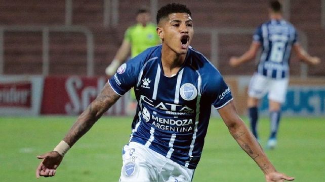 Cartagena viene de jugar en Godoy Cruz y hoy está en la selección.