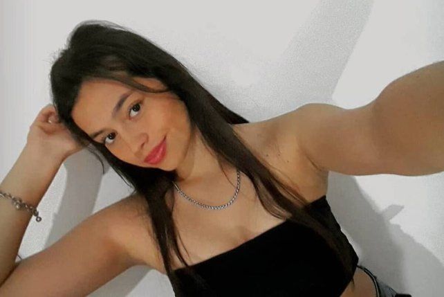 La Policía concluyó los trabajos de campo en la investigación del femicidio de Daiana Mendieta. No se encontró el celular y peritan dos cuchillos. La Policía concluyó los trabajos de campo en la investigación del femicidio de Daiana Mendieta. No se encontró el celular y peritan dos cuchillos.