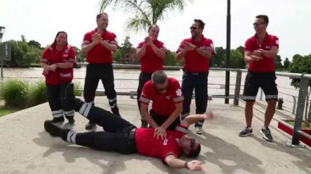 El curioso video del municipio de Tigre que enseña RCP con coreo y música de Village People