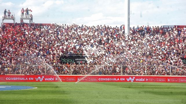 ¿El duelo entre Unión y Platense será con lluvia?